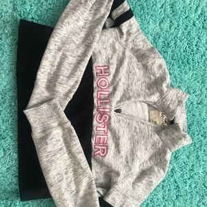 Hollister Co. Cropped Pullover